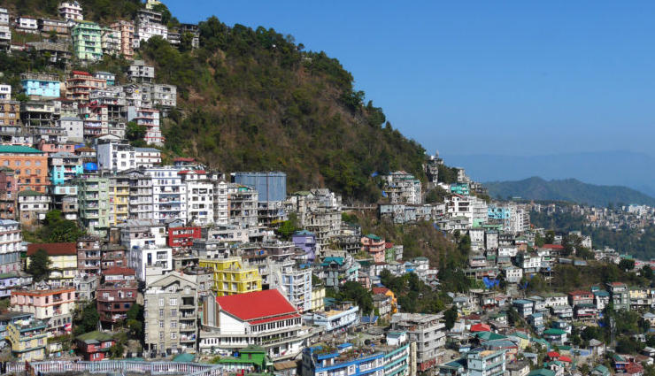 आइजोल : खूबसूरत पहाड़ियों से ढका हुआ शहर, सुंदरता से आंखें हो जाती हैं चकाचौंध, ये पर्यटन स्थल लाजवाब