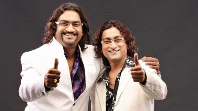 bollywood,janhvi kapoor,ishaan khatter,dhadak,fees,dhadak movie,dhadak film,dhadak songs,download dhadak