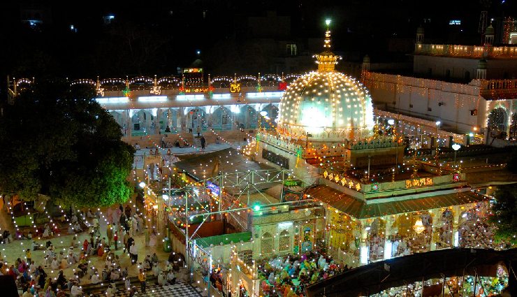 india tourism,indian culture,heritage of india,spiritual destinations in india,india travel 2025,famous places in india,religions of india,taj mahal,indian temples,indian diversity,indian architecture,fastest growing economy,indian traditions,india population,historical landmarks india