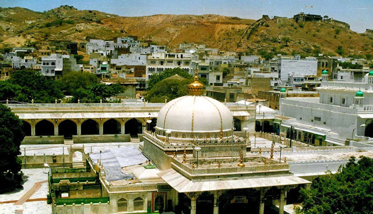 beautiful cities,famous temple,pilgrimage site,kerla,tirumala temple,tamilnadu,jammu kashmir,siddhi vinayak,ajmer sharif,amritsar