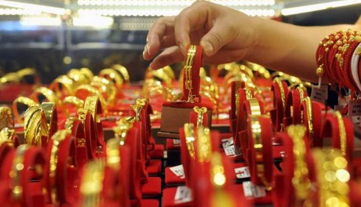 अक्षय तृतीया के दिन अपनी राशि अनुसार ख़रीदे ये चीजें 