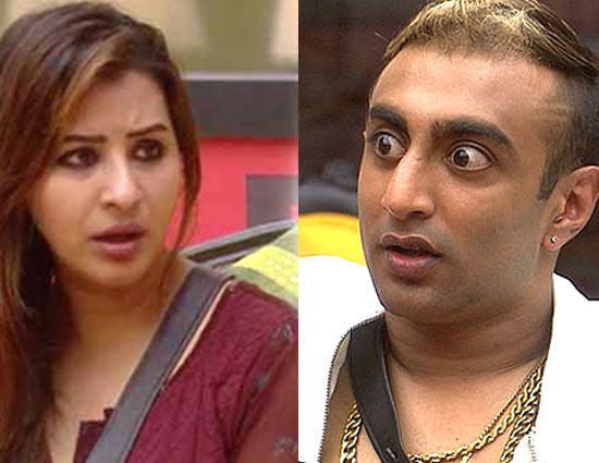 Bigg Boss 11- Akash Physicalay Assaulted Shilpa Shinde, Video Leaked