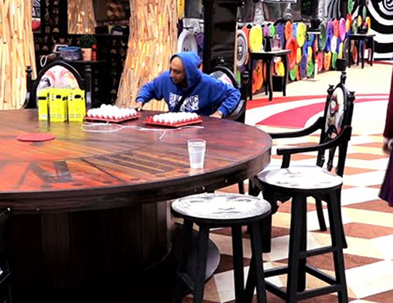 Bigg Boss 11- Akash Will Be Safe Inspite of Being Nominated