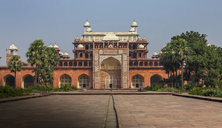 ajmer tourism,dargah sharif ajmer,places to visit in ajmer,ajmer travel guide,ajay meru history,ajmer pilgrimage site,spiritual destinations india,ajmer lake attractions,aravalli hills ajmer,cultural harmony in ajmer,historical cities in rajasthan,ajmer tourist places