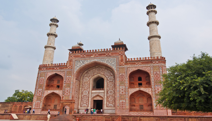 travel places,travel tips,agra places