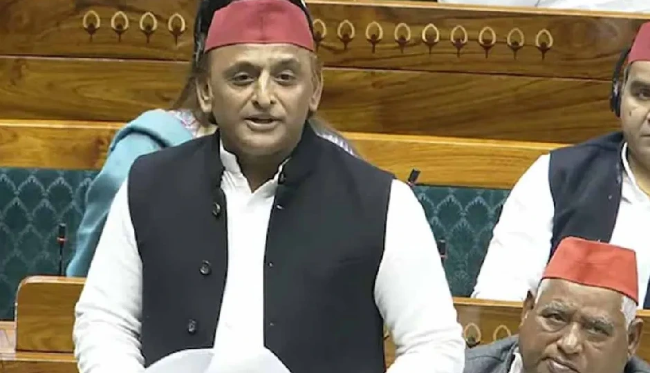 कोडीन कफ सिरप विवाद पर अखिलेश यादव का वार, बोले—‘कार्रवाई की उम्मीद छोड़ दें, मामले में सब अपने ही हैं’