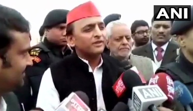 प्रियका गांधी की राजनीति में एंट्री पर बोले SP प्रमुख अखिलेश यादव: 'राहुल गांधी ने सही फैसला लिया, युवाओं को राजनीति में आना चाहिए'