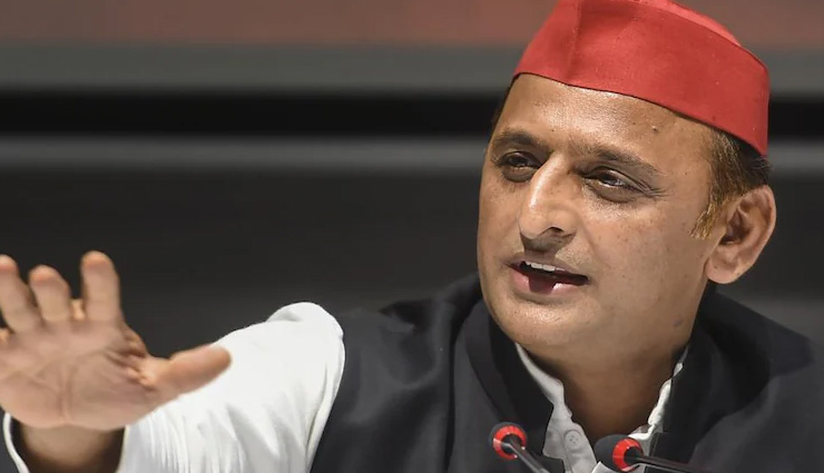 यूपी ब्लॉक प्रमुख चुनाव के नामांकन में हुई हिंसा को लेकर गरमाई राजनीति, सपा प्रमुख ने योगी सरकार पर बोला हमला, ठहराया जिम्मेदार 