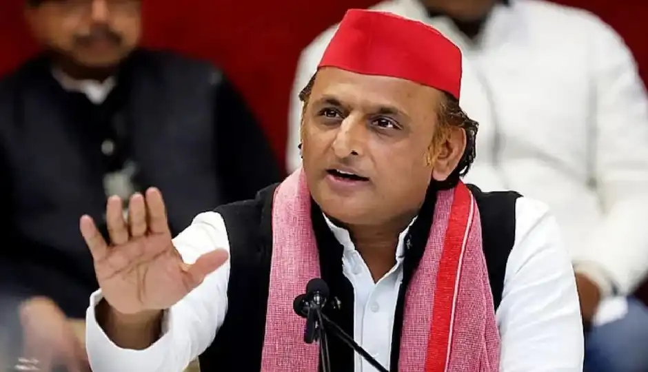 सपा में टूट के दावे पर अखिलेश का पलटवार, ओपी राजभर को बताया ‘अफ़वाह फैलाने वाला’ मंत्री
