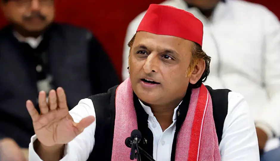 मस्जिद गिराने को लेकर अखिलेश का योगी सरकार पर हमला, पूछा- इतनी जल्दी क्या थी?