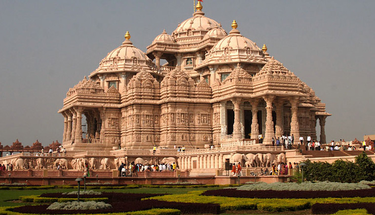 hindu mandir,hindu jyotirlinga,shiv temple,krishna temple,bhairo mandir,vaishno devi,swarna mandir,pandharpur,gurudwara,temples in india