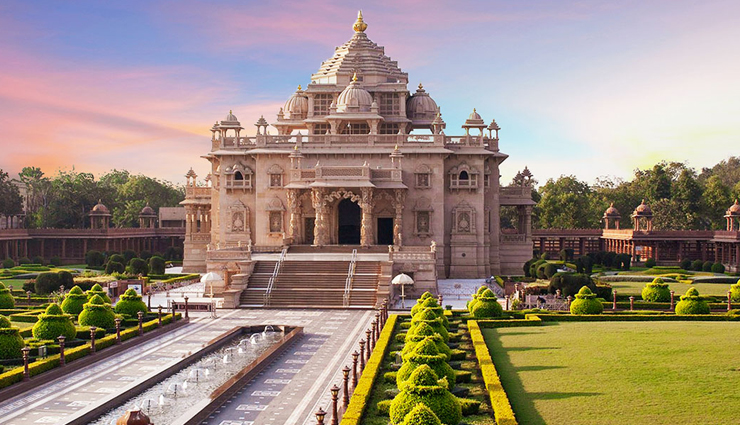 gujarat temples,famous temples in gujarat,popular temples in gujarat,gujarat pilgrimage sites,religious places in gujarat,ancient temples in gujarat,historic temples in gujarat,gujarat temple tourism,gujarat temple architecture,gujarat temple tour