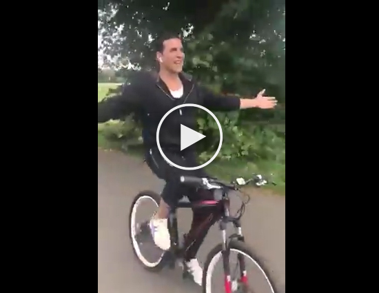 VIDEO Akshay Kumar Feels Like a Free Bird in The Country India