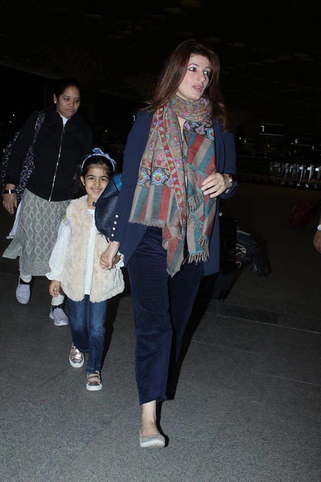 Akshay Kumar,twinkle khanna,mumbai airport,new year,holidays,padman,bollywood,gossips,entertainment