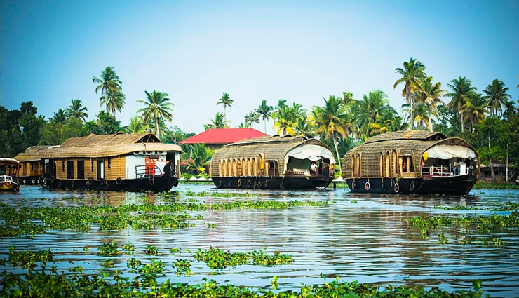 alappuzha tourist places,top attractions in alappuzha,must-visit places in alappuzha,alappuzha sightseeing,alappuzha tourism,best places to visit in alappuzha,alappuzha travel guide,alappuzha backwaters,alappuzha beach,alleppey houseboats,krishnapuram palace,marari beach,pathiramanal island,ambalappuzha sri krishna temple,punnamada lake,karumadi kuttan,arthunkal church,nehru trophy boat race,alappuzha attractions