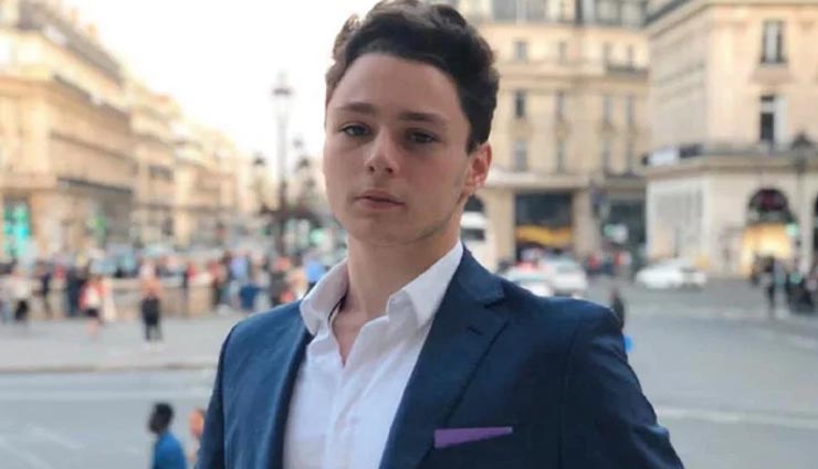 आखिर क्यों 98 हजार करोड़ के मालिक का बेटा रह रहा किराये के घर में, आप भी हो जाएंगे सोचने पर मजबूर