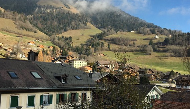 swiss villages resembling heaven,picturesque swiss villages,heavenly swiss village landscapes,charming swiss hamlets that look like heaven,exploring the beauty of swiss villages,enchanting swiss villages with heavenly vistas,captivating swiss villages reminiscent of paradise,discovering the charm of heavenly swiss villages,serene swiss villages with breathtaking views,heavenly escapes in swiss villages