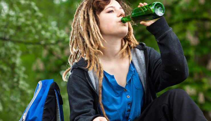 healthy living,irregular periods,6 reason why you have irregular periods,reasons for irregular periods,reasons for missing periods,why a girl misses her periods,why girls have irregular periods,missed periods,health issues related to periods