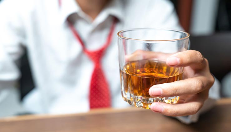 beauty tips,beauty tips in hindi,mistakes of beauty,older than your age