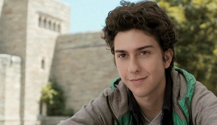 most hottest teen celebrities of hollywood,most followed young celebrities of hollywood,alex wolff,joey king,leo howard,bella thorne,asa butterfield