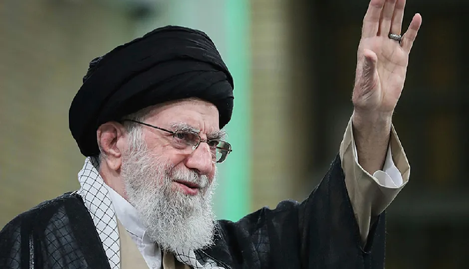 ईरान का दुबई-कतर पर बड़ा हमला, 4 बैलिस्टिक मिसाइलें और 12 ड्रोन दागे; US सहयोगी बने निशाना