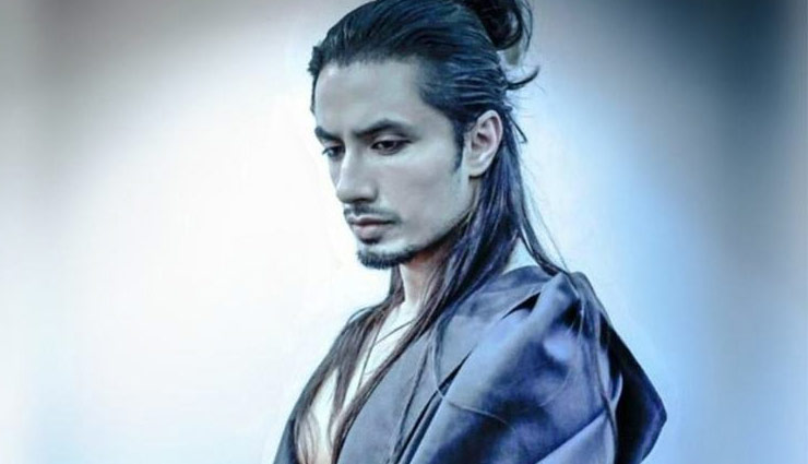 सिंगर के बाद कई महिलाओं ने लगाए पाकिस्तानी एक्टर अली जफर पर आरोप, कहा - करते थे अश्लील टिप्पणियां