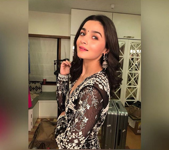 valentines special,valentines special 2018,bollywood inspired looks,beauty looks from bollywood,beauty tips