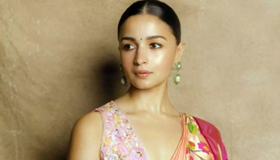 2 News : आलिया ने फिल्मफेयर अवार्ड मिलने पर ऐसे जताई खुशी, राजकुमार ने खरीदी इतने करोड़ की यह कार 2 News : आलिया ने फिल्मफेयर अवार्ड मिलने पर ऐसे जताई खुशी, राजकुमार ने खरीदी इतने करोड़ की यह कार