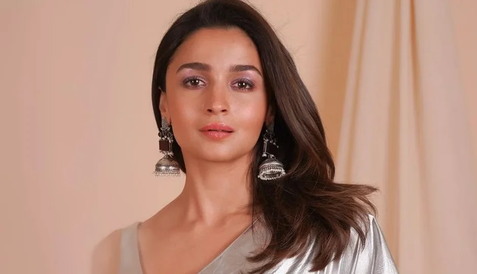 आलिया भट्ट चाहती हैं सोशल मीडिया से ब्रेक, बोलीं – ‘बस एक्टिंग पर फोकस करना चाहती हूं’