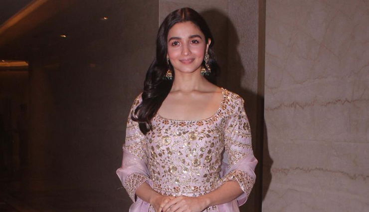 “An actor should be paid as per the crowd they are able to pull in theatres”, Alia Bhatt on pay disparity in Bollywood