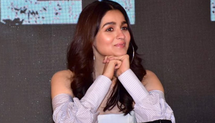 Alia Bhatt Praises Ranveer Singh and Ranbir Kapoor