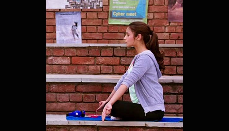 Yoga Exercises That Helped Alia Bhatt Lose Weight