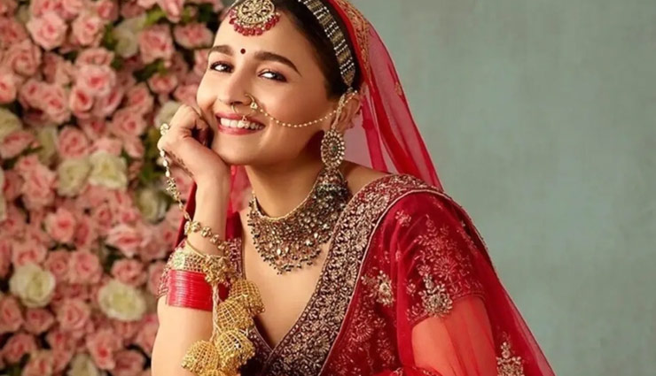 Alia Bhatt-Ranbir Kapoor wedding: हुआ कन्फर्म, इस डिजाइनर द्वारा तैयार किया लहंगा पहन सात फेरे लेंगी आलिया भट्ट 