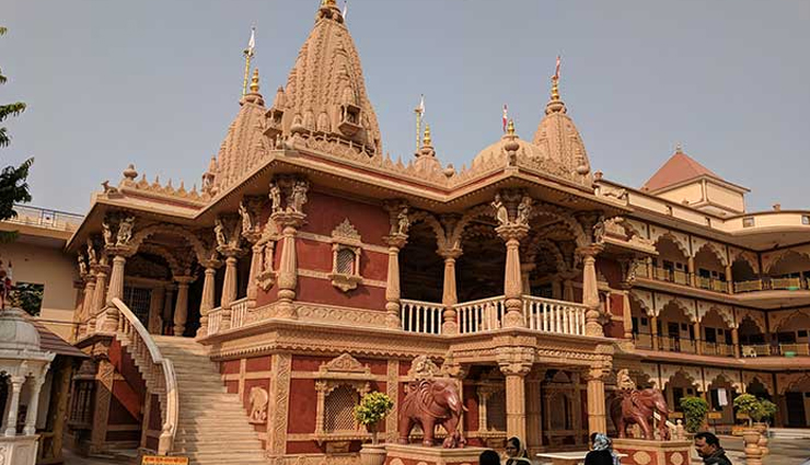 allahabad,places to visit in allahabad,triveni sangam,temples of allahabad,prayagraj fort,allahabad university,swaraj bhawan