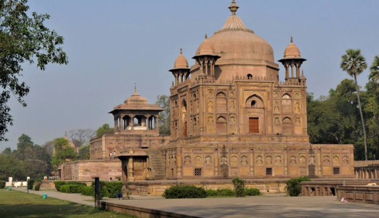 allahabad,places to visit in allahabad,triveni sangam,allahabad fort,alfred park,khusro bagh,allahabad planetarium,all saints cathedral,iskcon temple,alopi devi temple,new yamuna bridge,lalita devi temple