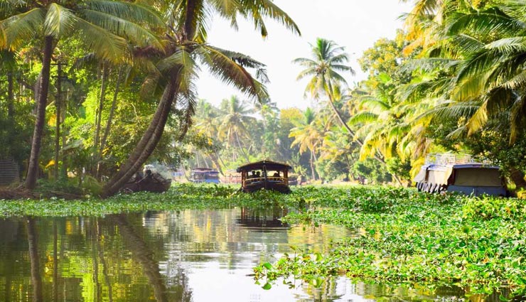 tourist place,indian tourist place,kerala tourist place,popular tourist place,allepey