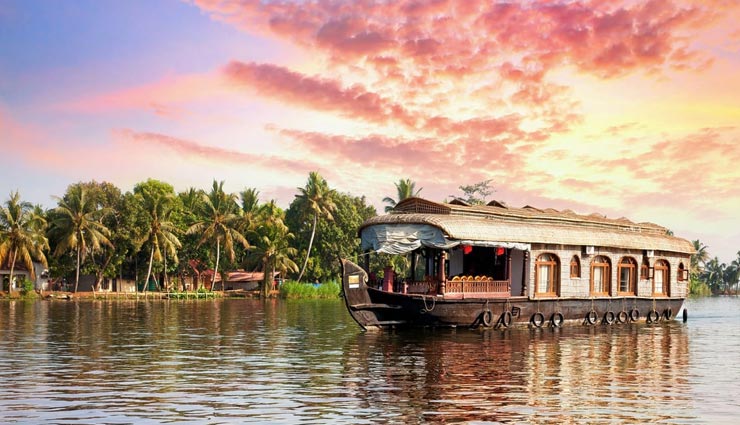 पूर्व का वेनिस कहलाता हैं केरल का अल्लेप्पी, पर्यटको को लुभाती हैं यहां की हरियाली