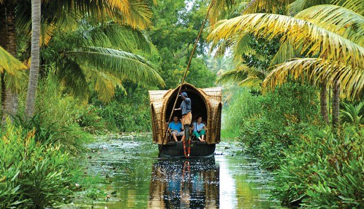 alleppey,things to enjoy in alleppey places to visit in alleppey,kerala