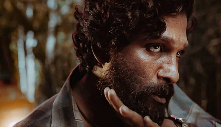 फैन संग फोटो खिंचाने के लिए झुक गया पुष्पा, रूस में कर रहे फिल्म का प्रमोशन