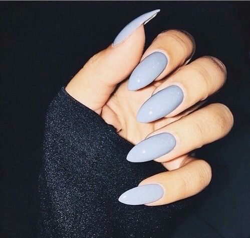 acrylic nails,popular shapes for acrylic nails,types of acrylic nails,round acrylic nails,square acrylic nails,oval acrylic nails,squoval acrylic nails,almond acrylic nails,coffin acrylic nails,stiletto acryllic nails,beauty,beauty tips
