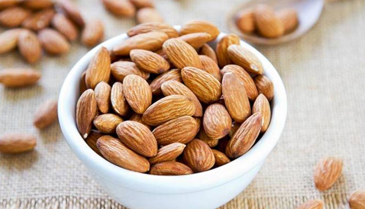 6 DIY Almond Face Packs To Get Glowing Skin