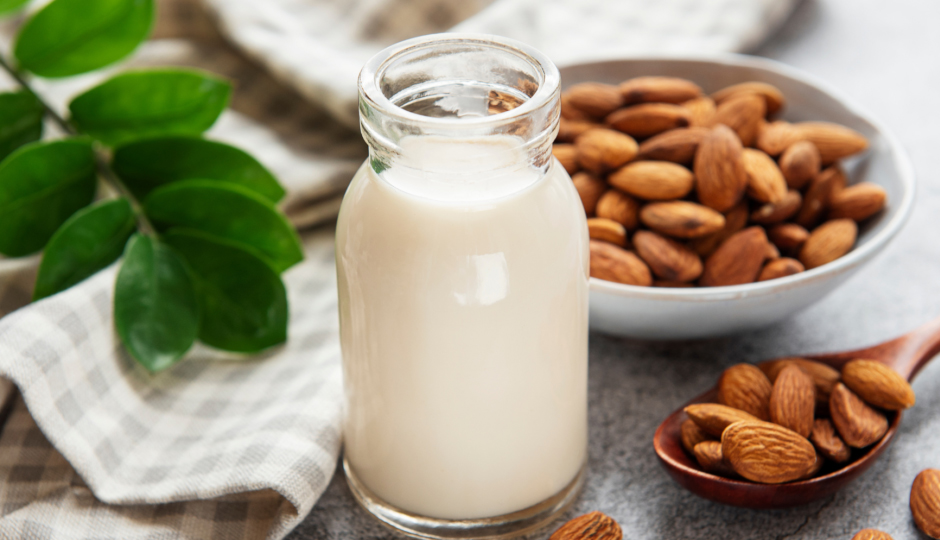 10 Amazing Benefits of Almond Milk for Skin and Hair