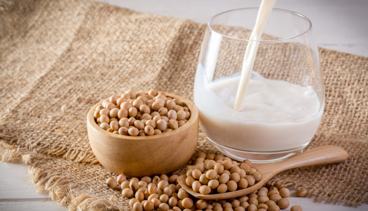 substitutes of almond milk,almond milk,Health tips,fitness tips,coconut milk,cashew milk,soy milk,rice milk,oat milk,hazelnut milk