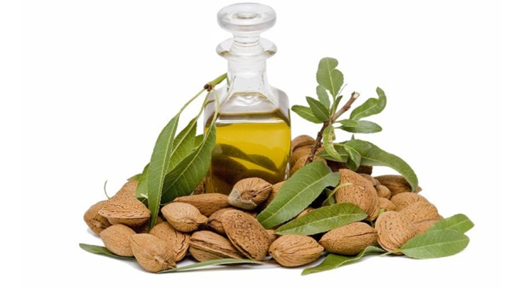 beauty tips,5 things to lighten dark lips,how to get rid of dark lips,home remedies to lighten dark lips,how to get beautiful lips