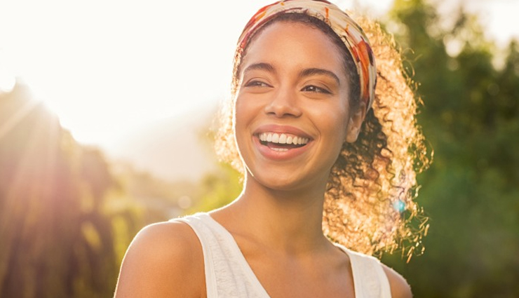 almond oil,almond oil for skin,beauty benefits of almond oil,skin care tips,beauty tips