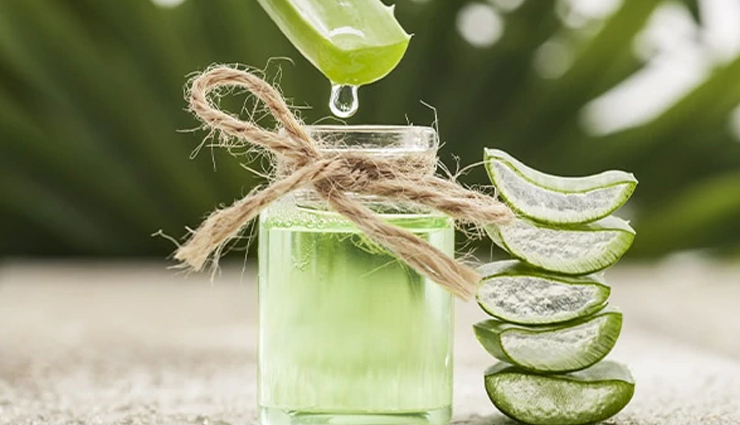 List of Advantages of Applying Aloe Vera Gel on Face