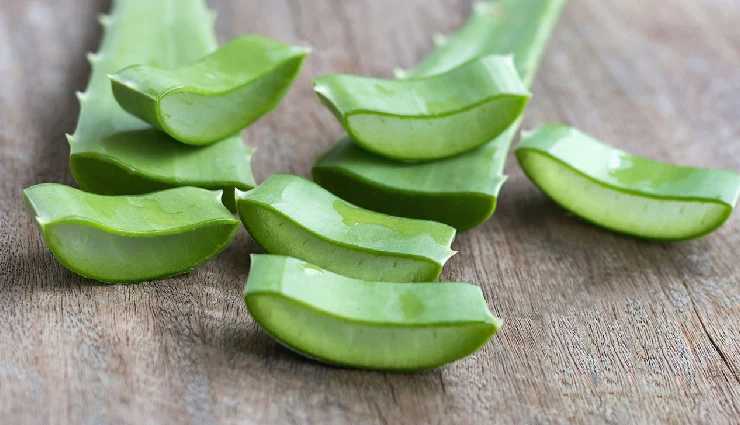 scalp irritation,itchy scalp remedies,dry scalp treatment,flaky scalp,causes of scalp irritation,home remedies for scalp irritation,natural scalp care,aloe vera for scalp,coconut oil for scalp,neem for scalp,apple cider vinegar scalp treatment