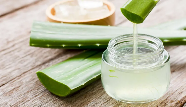 lemon for skin,lemon benefits,lemon face pack,lemon for acne,lemon for hair,natural skin remedies,lemon exfoliator,lemon toner,lemon for dandruff,glowing skin with lemon