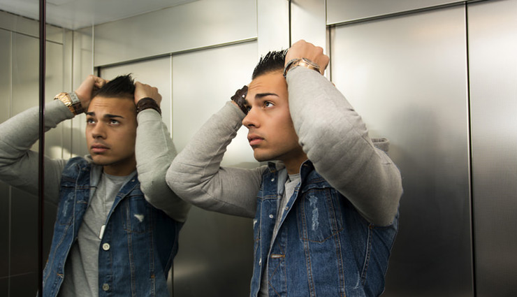 entertainment,fun,different situations we face when we are in lift,what kind of things we go through when we are in lift,people we see in lift,lift scenes