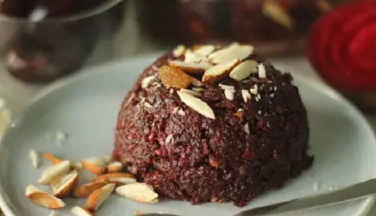 Recipe - Aloo Aur Beetroot Ka Halwa
